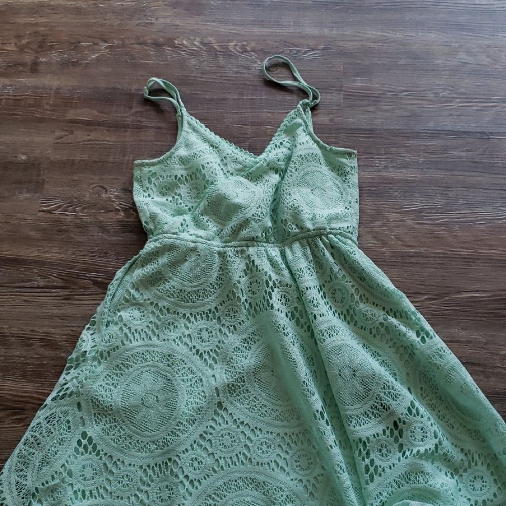 Dress - Picture 2 of 2